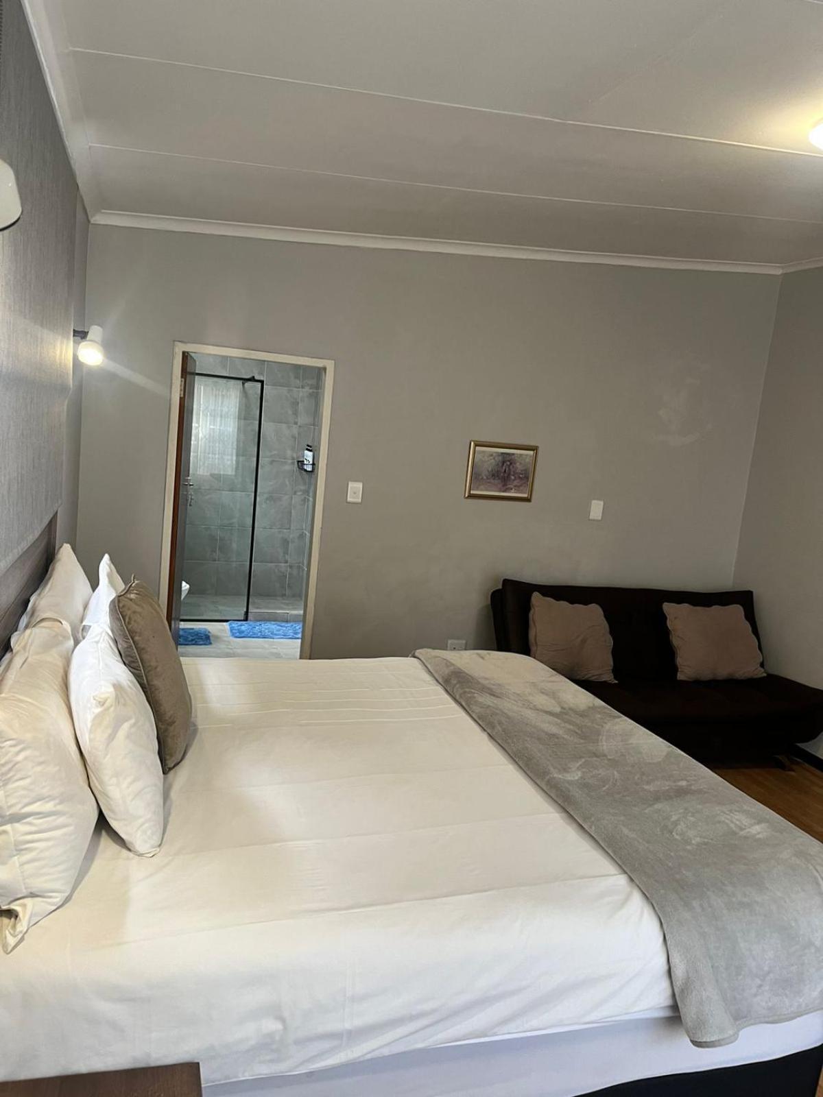 African Kingdom Guest House بوكسبرغ المظهر الخارجي الصورة